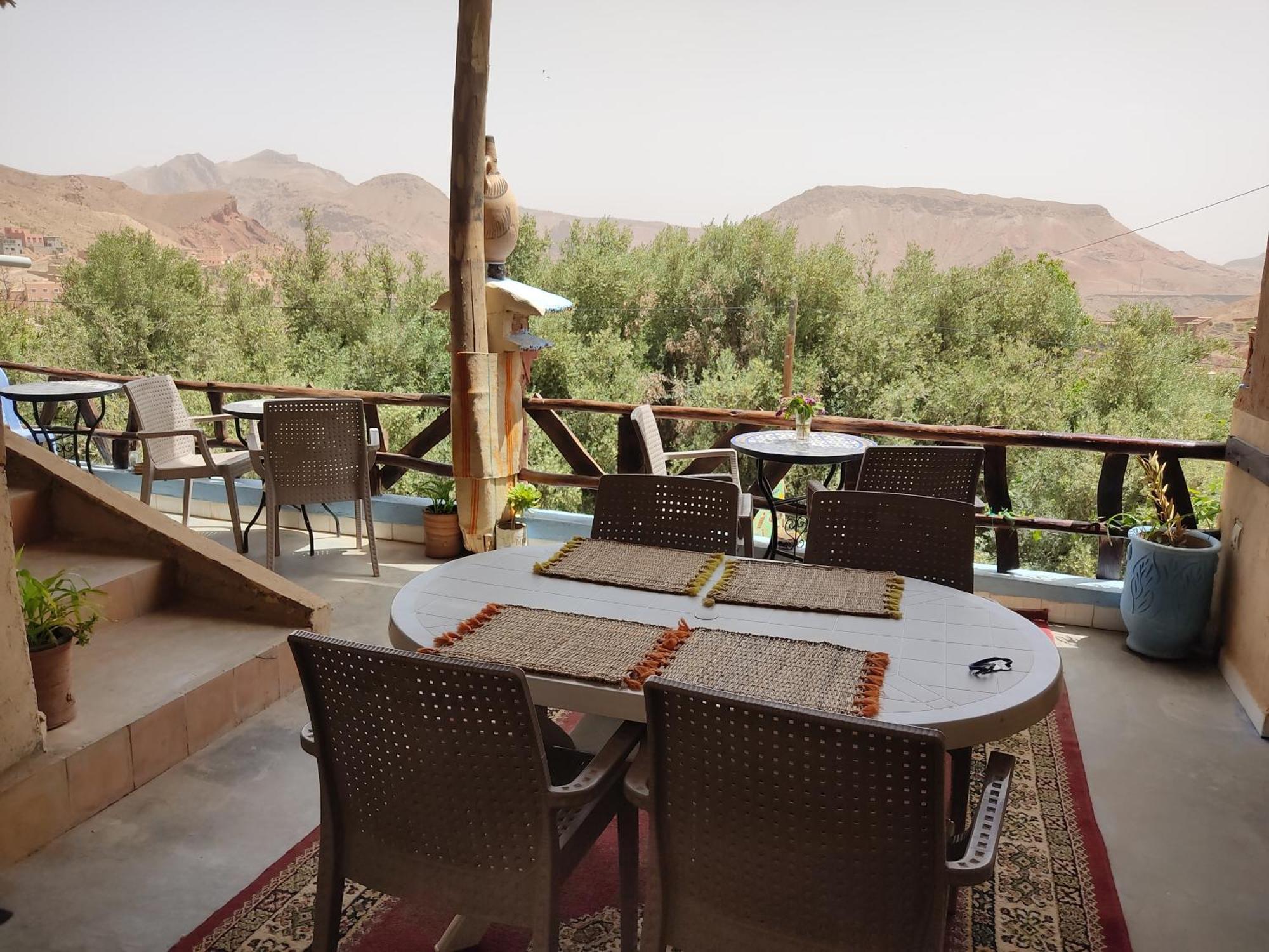 Hotel Restaurant Ait Saderat Boumalne Dades Exterior photo